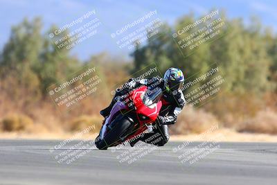 media/Jan-08-2022-SoCal Trackdays (Sat) [[1ec2777125]]/Turn 7 (1035am)/